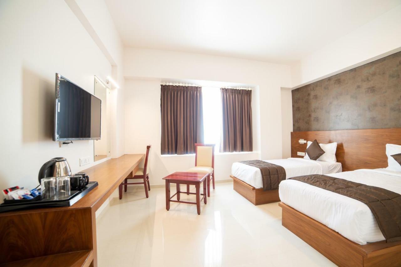 Heritage Inn Májszúr Kültér fotó