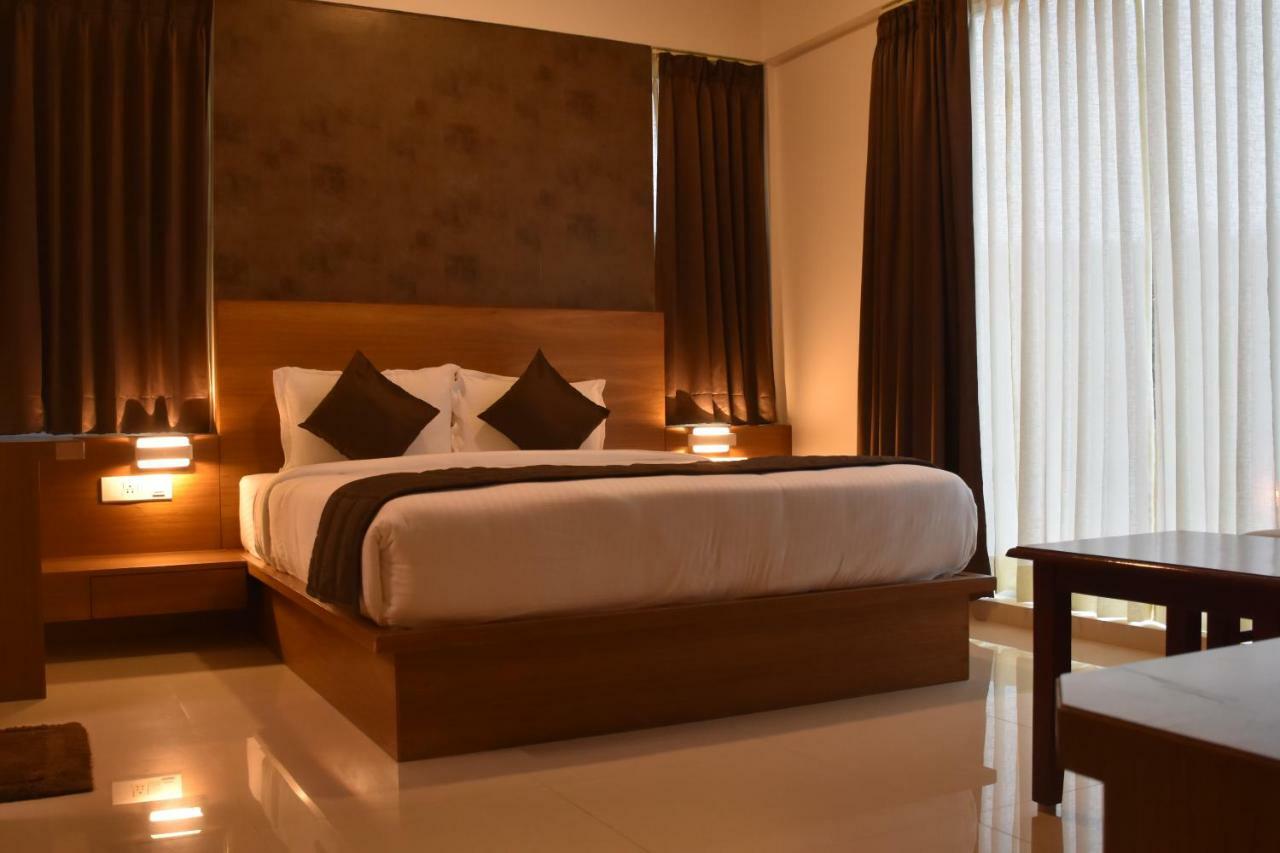 Heritage Inn Májszúr Kültér fotó