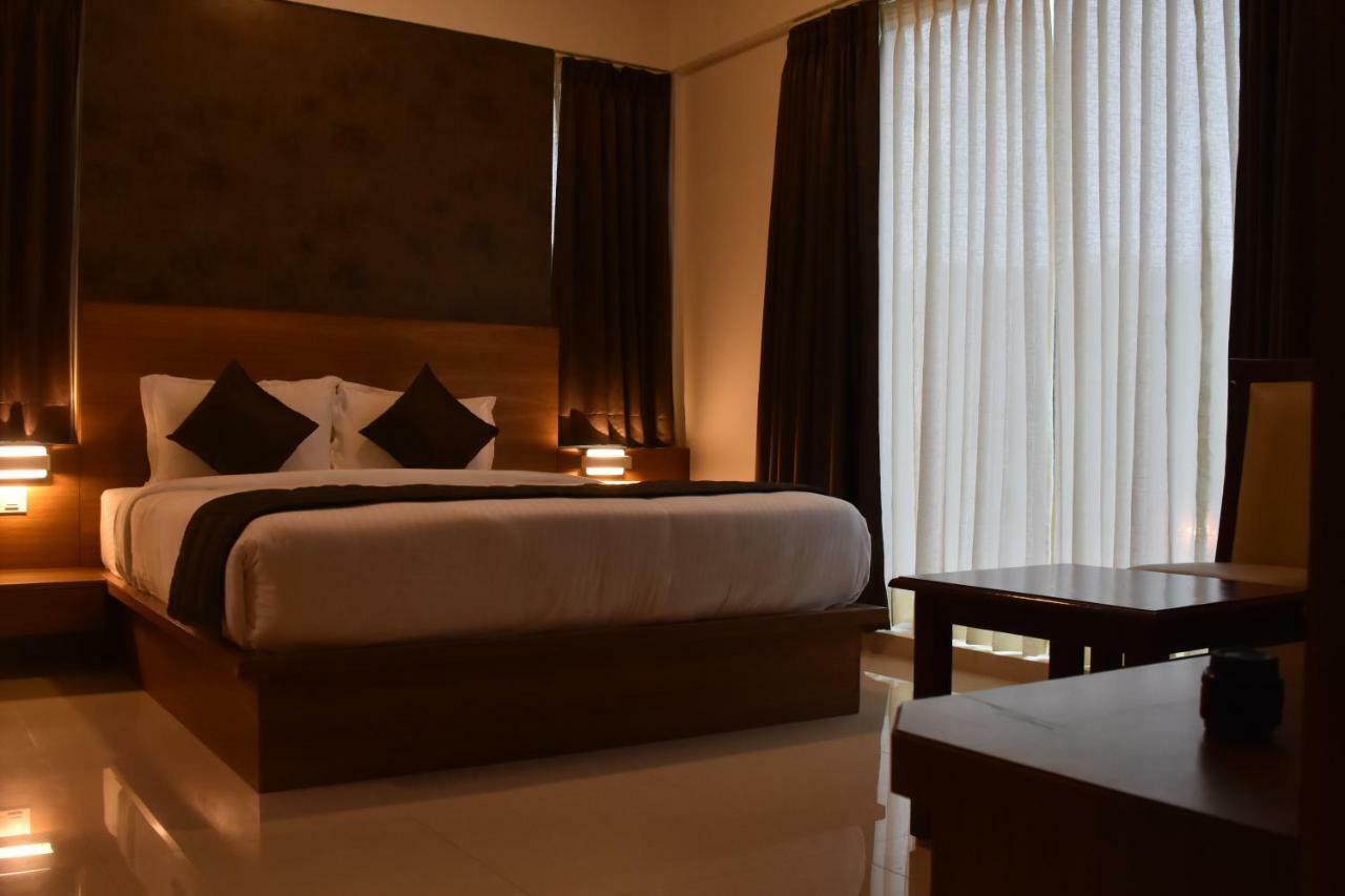Heritage Inn Májszúr Kültér fotó